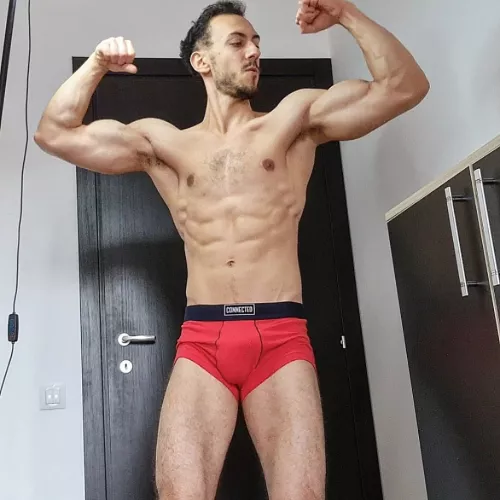 Arm Pits or Biceps ?