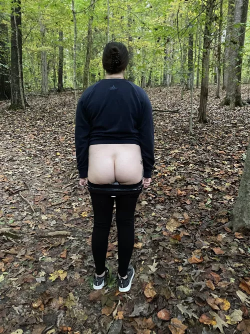 BandJFetish Mooning 2