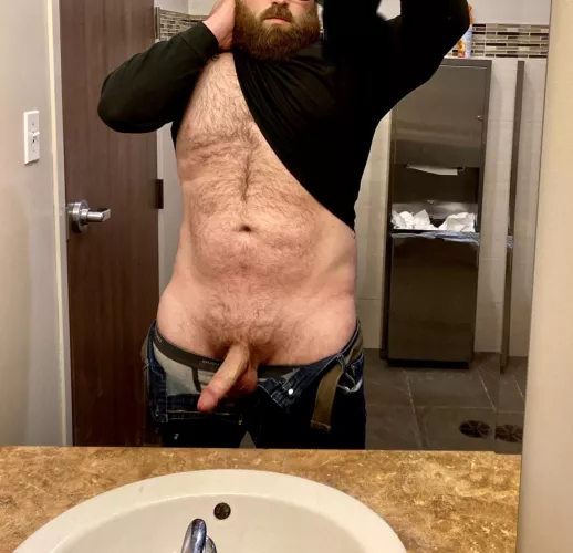 Beard = seat for my wife 😏