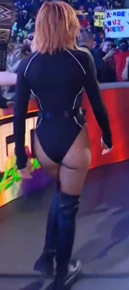 Becky Lynch 🤤