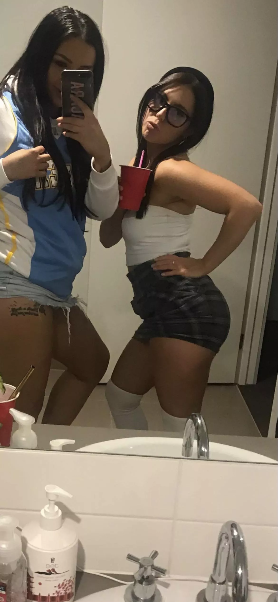 Being Knew high skanks. [oc]