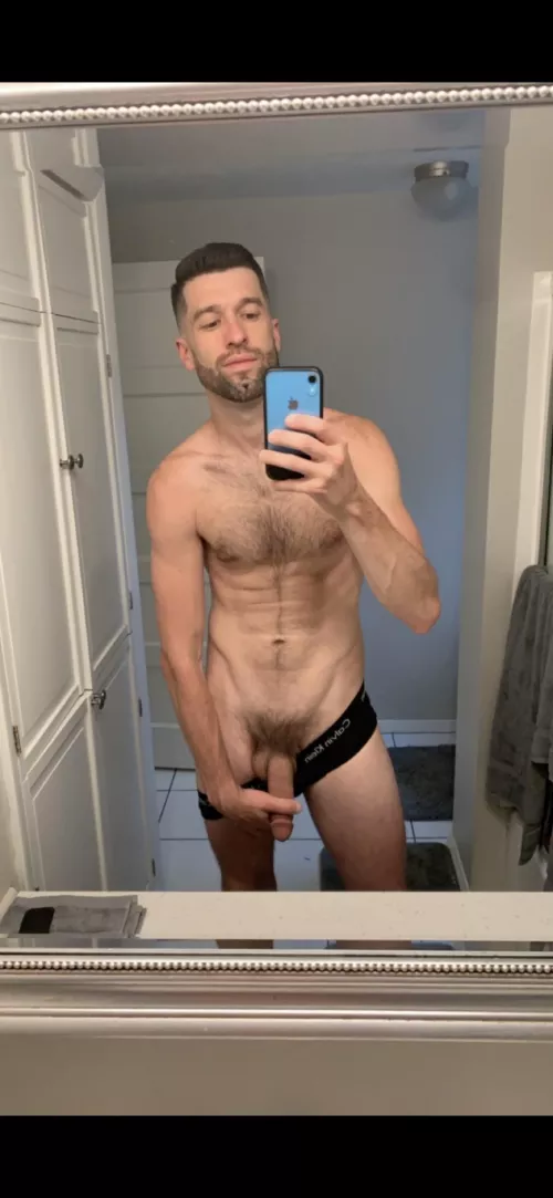 Bi. Any sexy ladies or curious bros wanna chat HMU