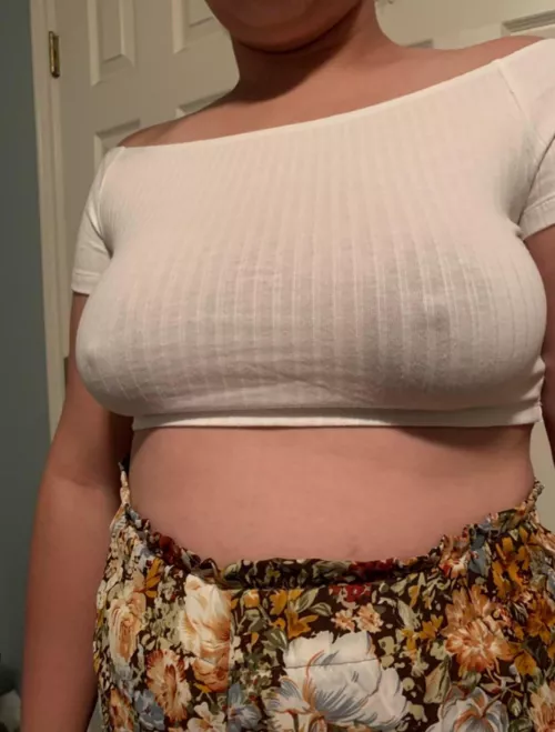 Big areolas and long nipples. Where are you licking first?