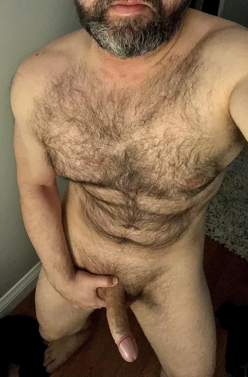 Big, bi, and burly…do you like being fucked deep and early?