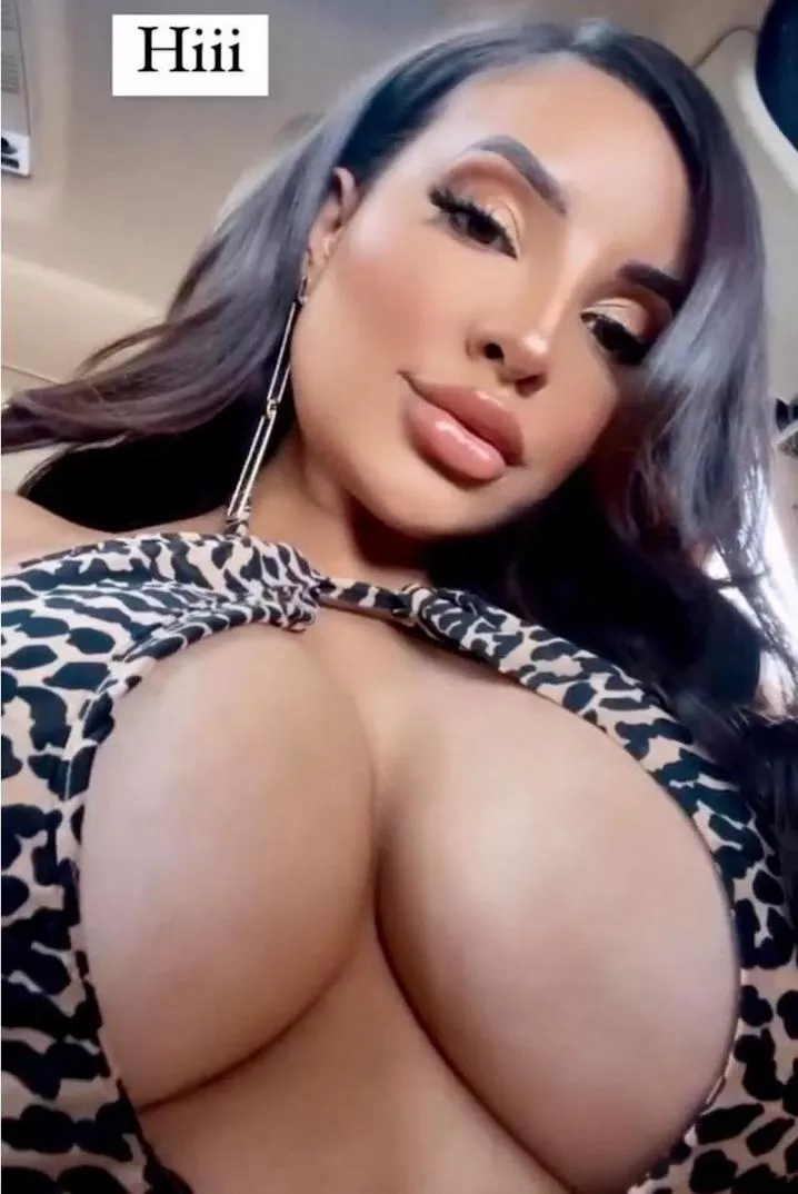Big sexy tits