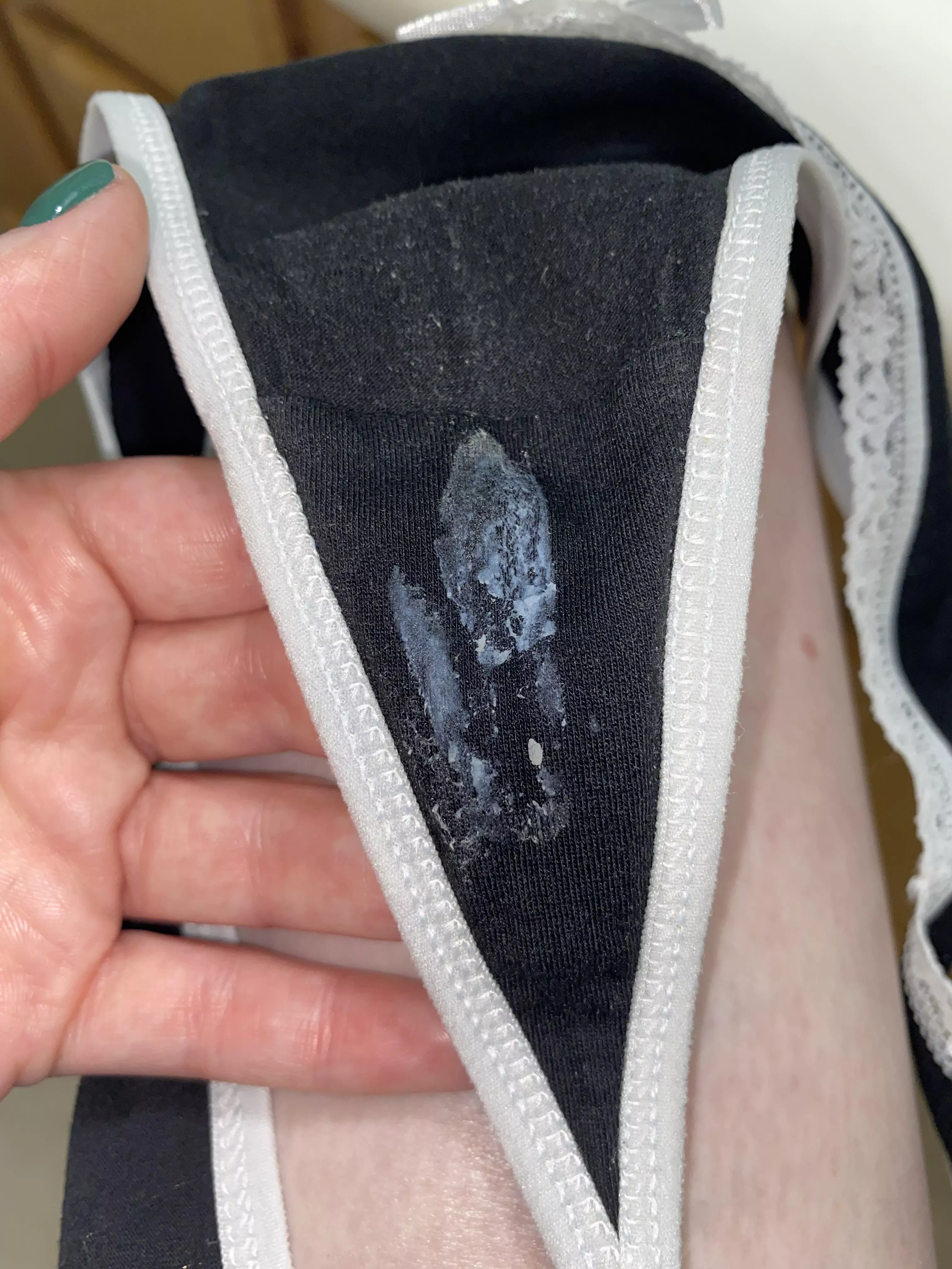 Black cotton is the perfect canvas for my nectar 😍