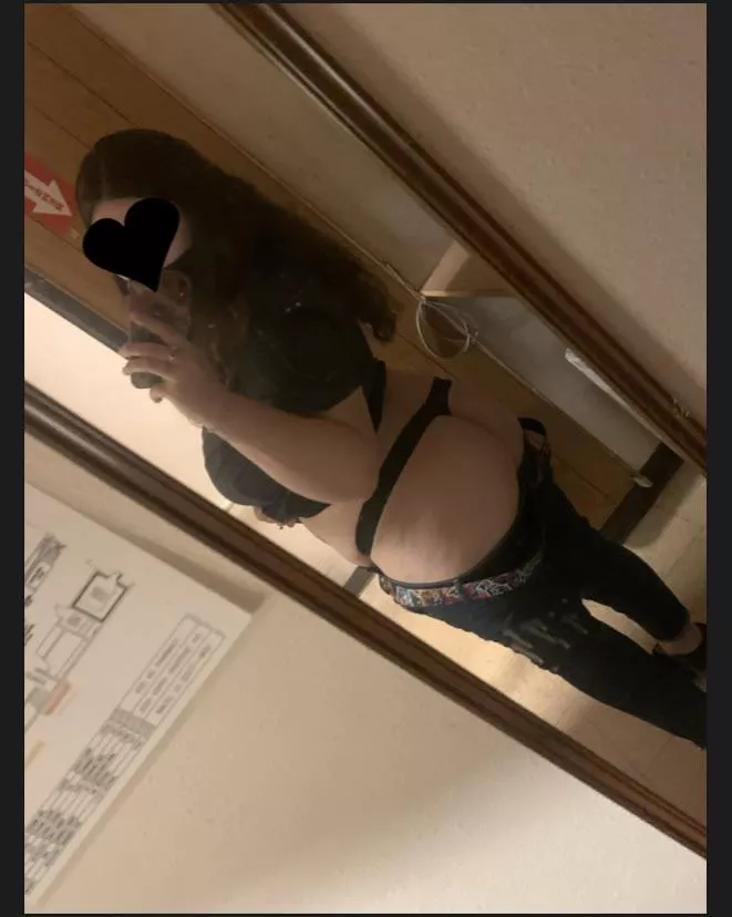 Booty booty at work ;) Booty booty at work ;)