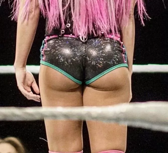 Boredom cure. Alexa 🍑