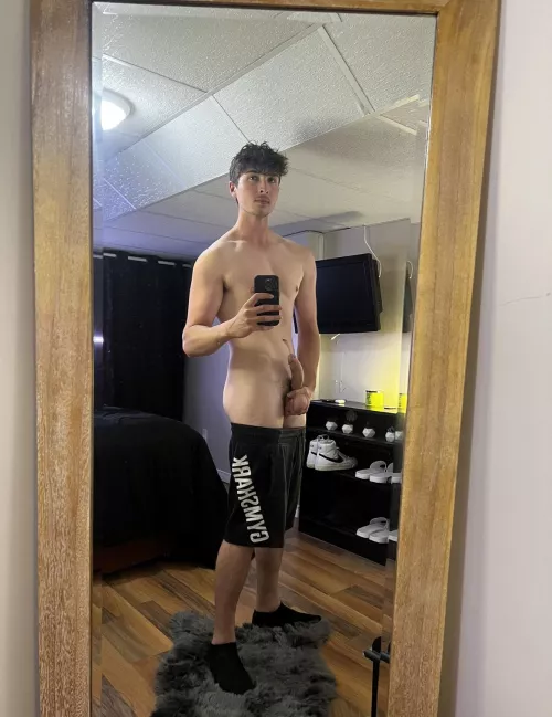 Bro, can you give me a hand for a minute? (19)