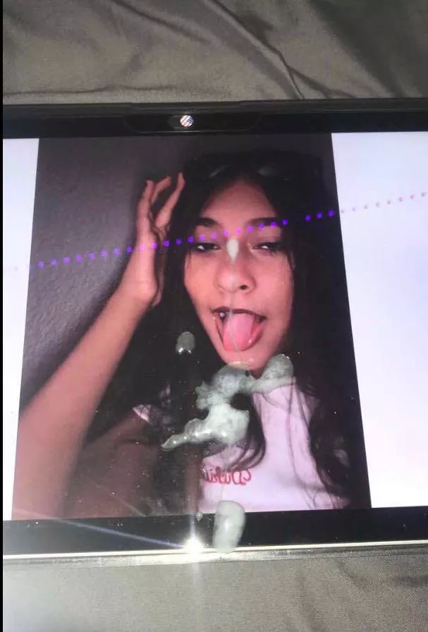 Busted on my cousin 🤤