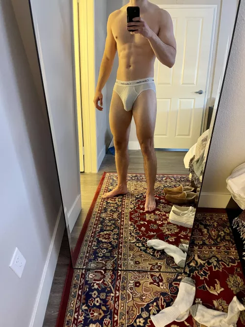 Calling all size queens 👸 dm if you wanna see it hard 😜