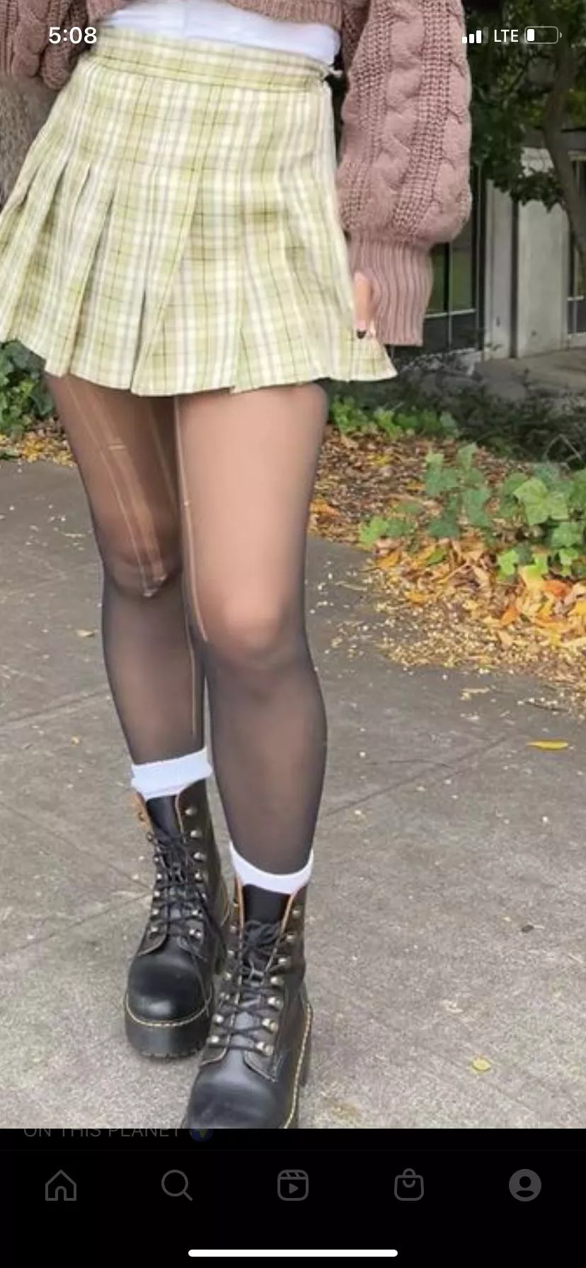 Can anyone tell me what these are? This girl is gatekeeping and refuses to answer anyone on her insta that asks…