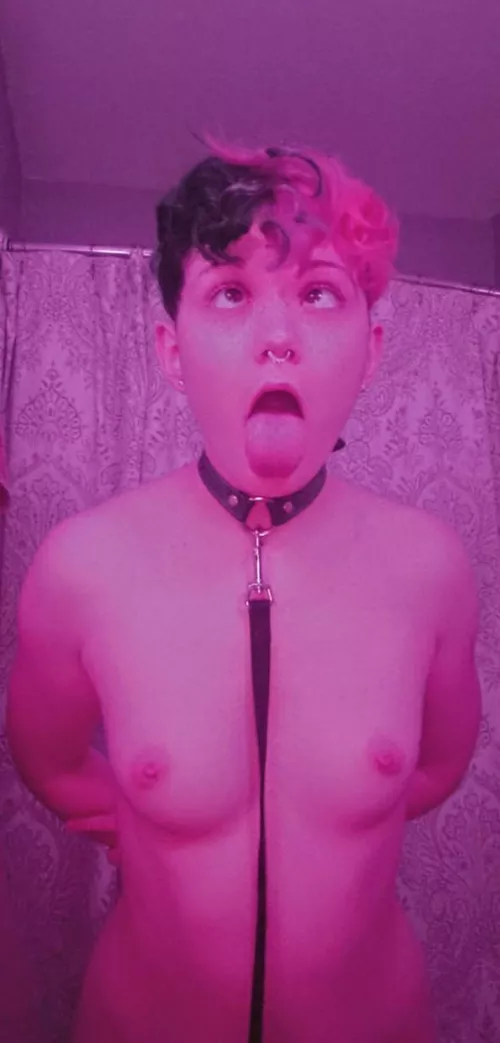 Can I be of service to you😋💕