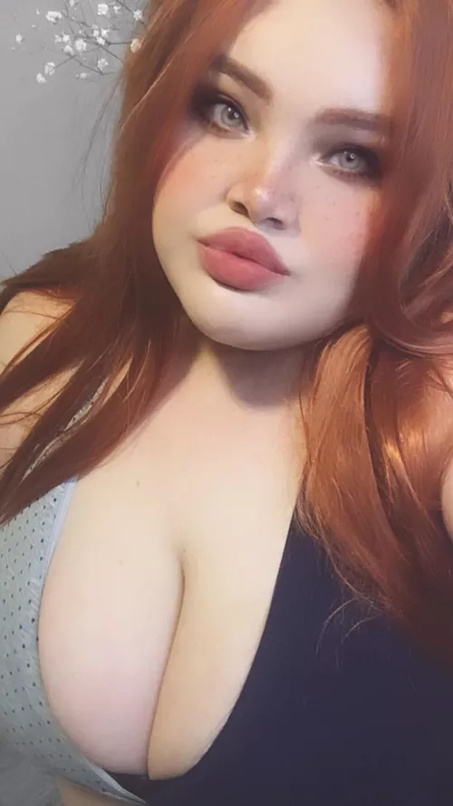 Can I be your fave redhead?