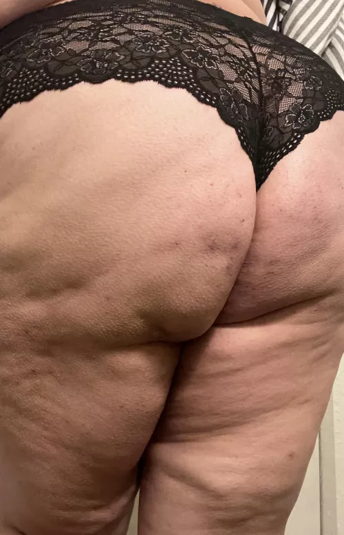 Can i send you panty pics when you’re at work?