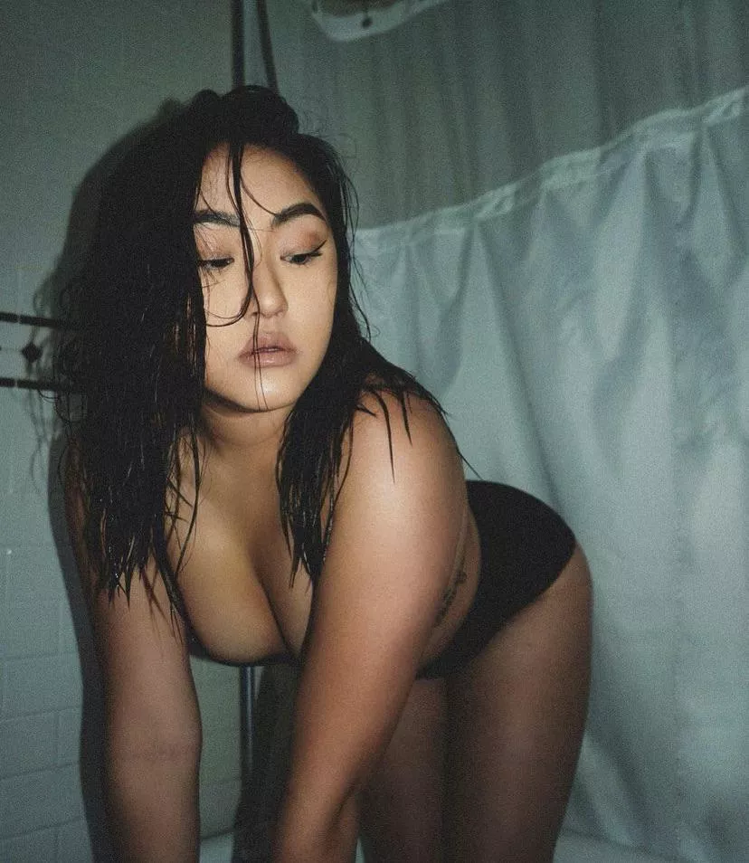 Can i show u how wet i can get?