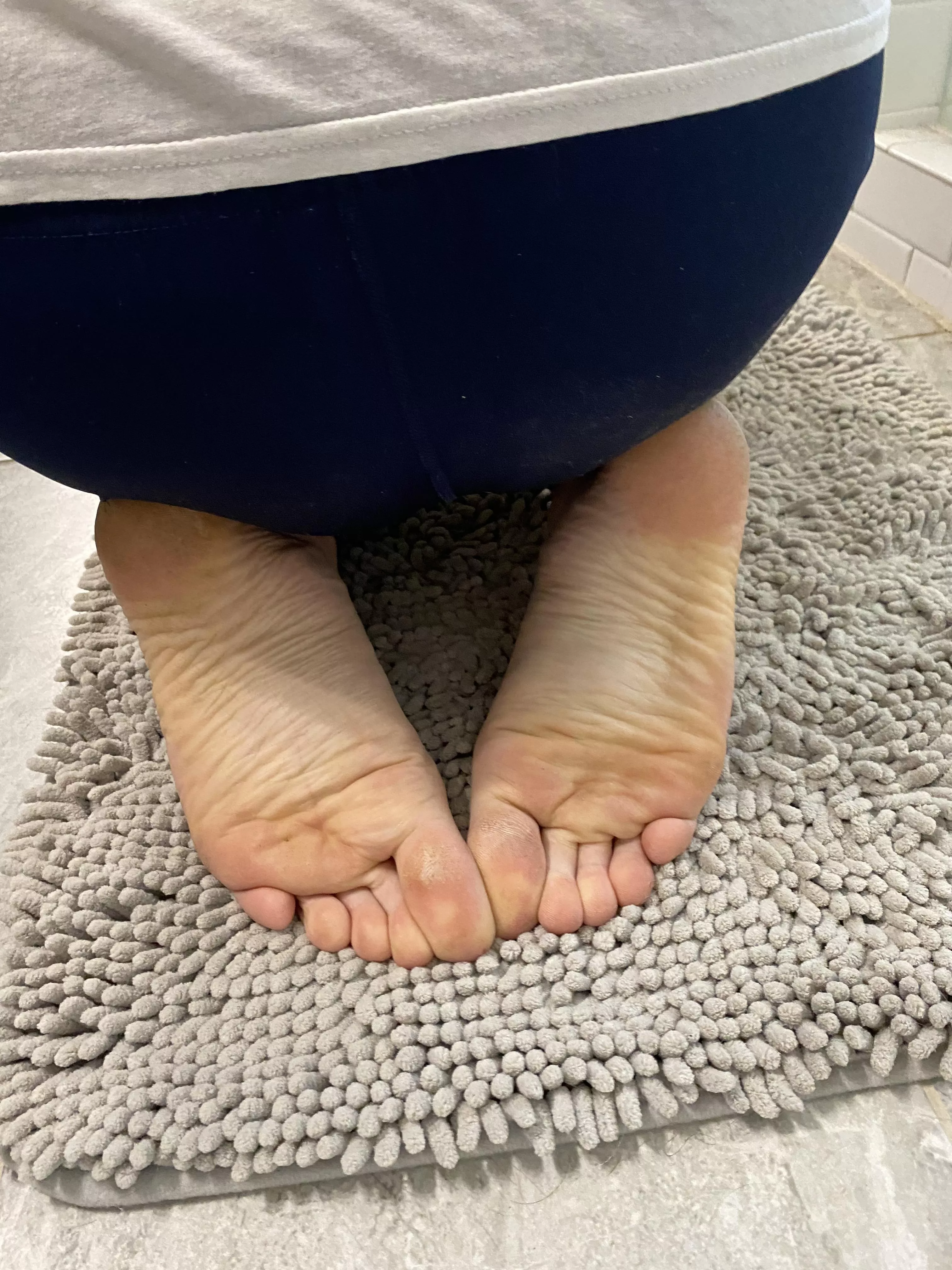 Can someone service these? Can someone service these?