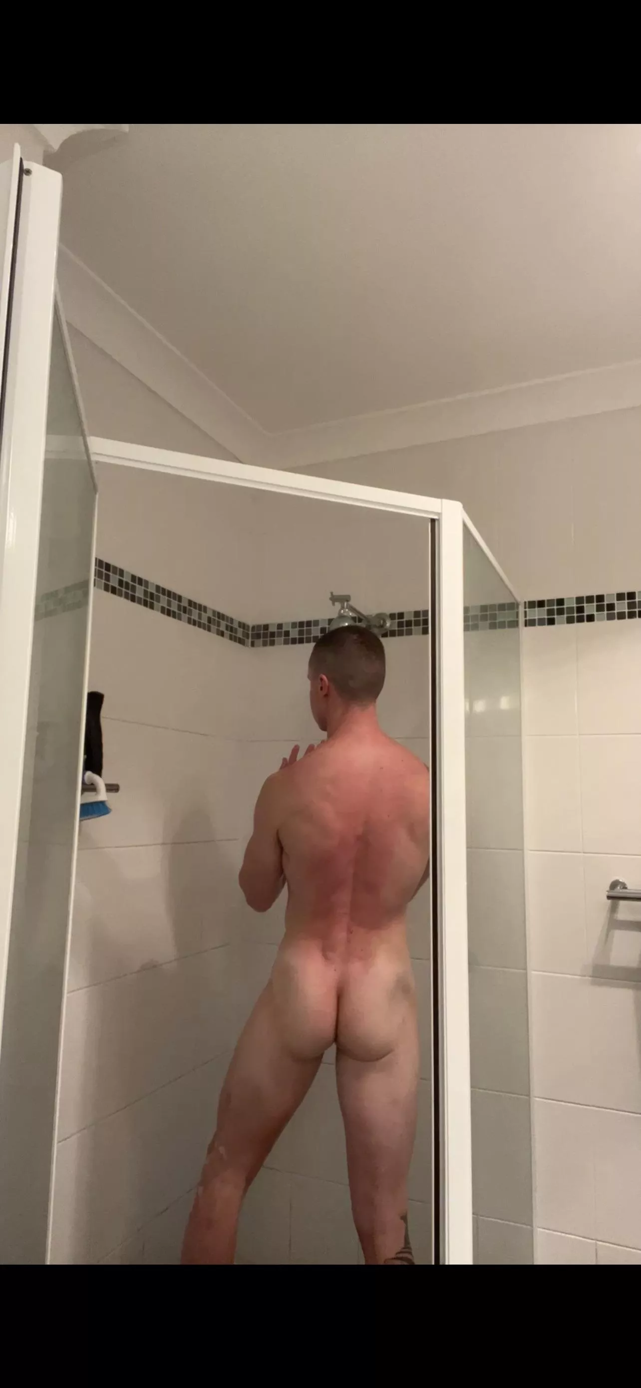 Can tell how hot the shower is by the red stripe down my back 😂