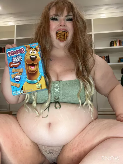 Can you guess how many Scooby snacks I can fit in my mouth?