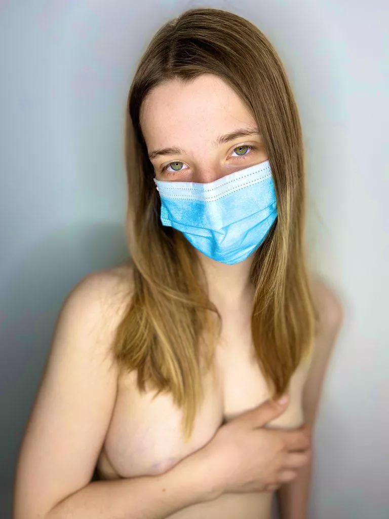 Can you hold them for me? 🙊