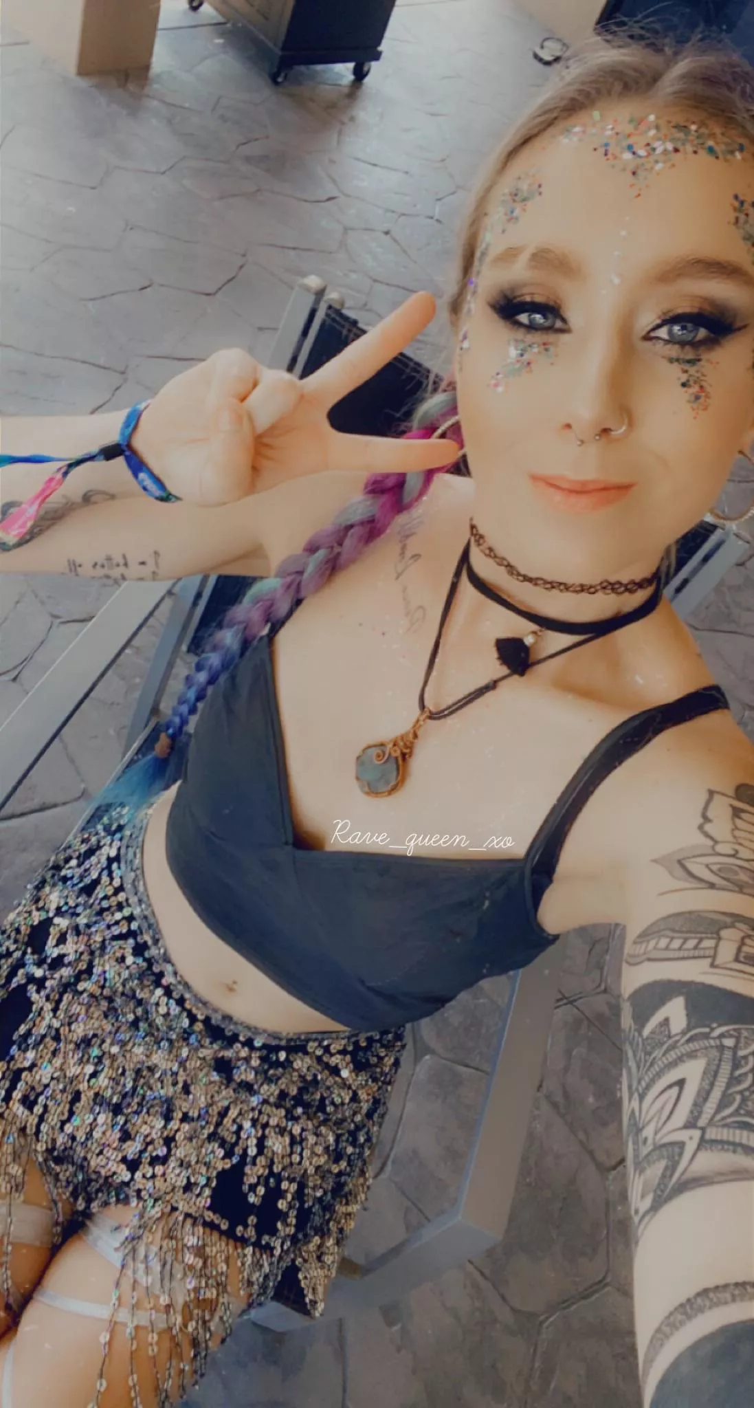 Can’t resist the glitter ✨