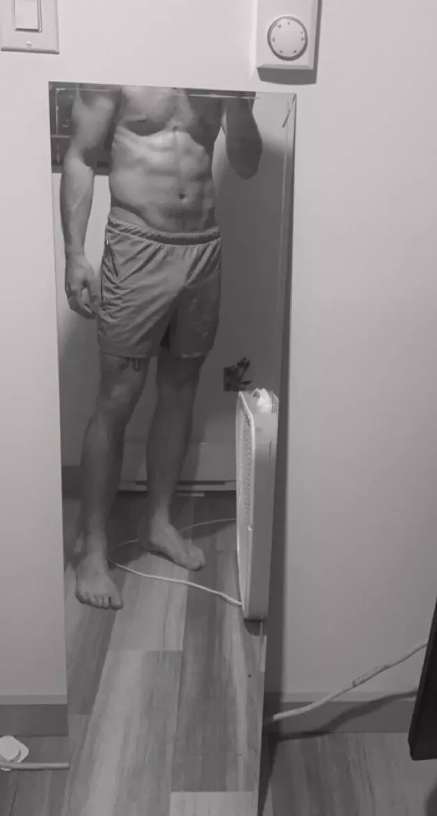 Can’t wear these short in public :/