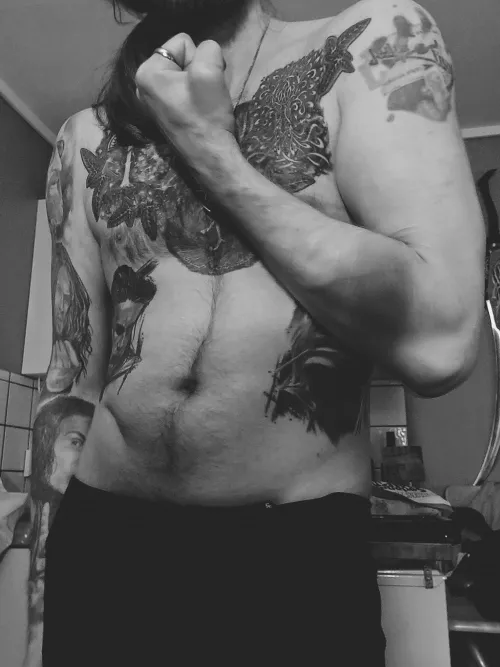 Check my links! Includes far fewer textiles 🖤