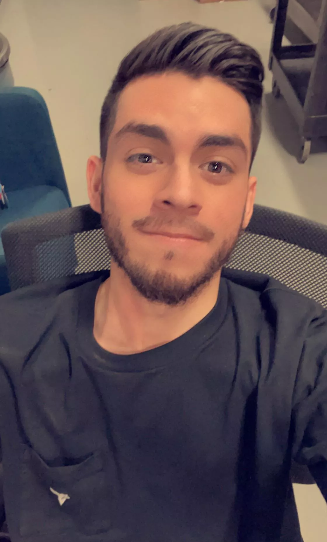 Chilling at work. What’s your starter gonna be for Scarlet/Violet and why is it Sprigatito?