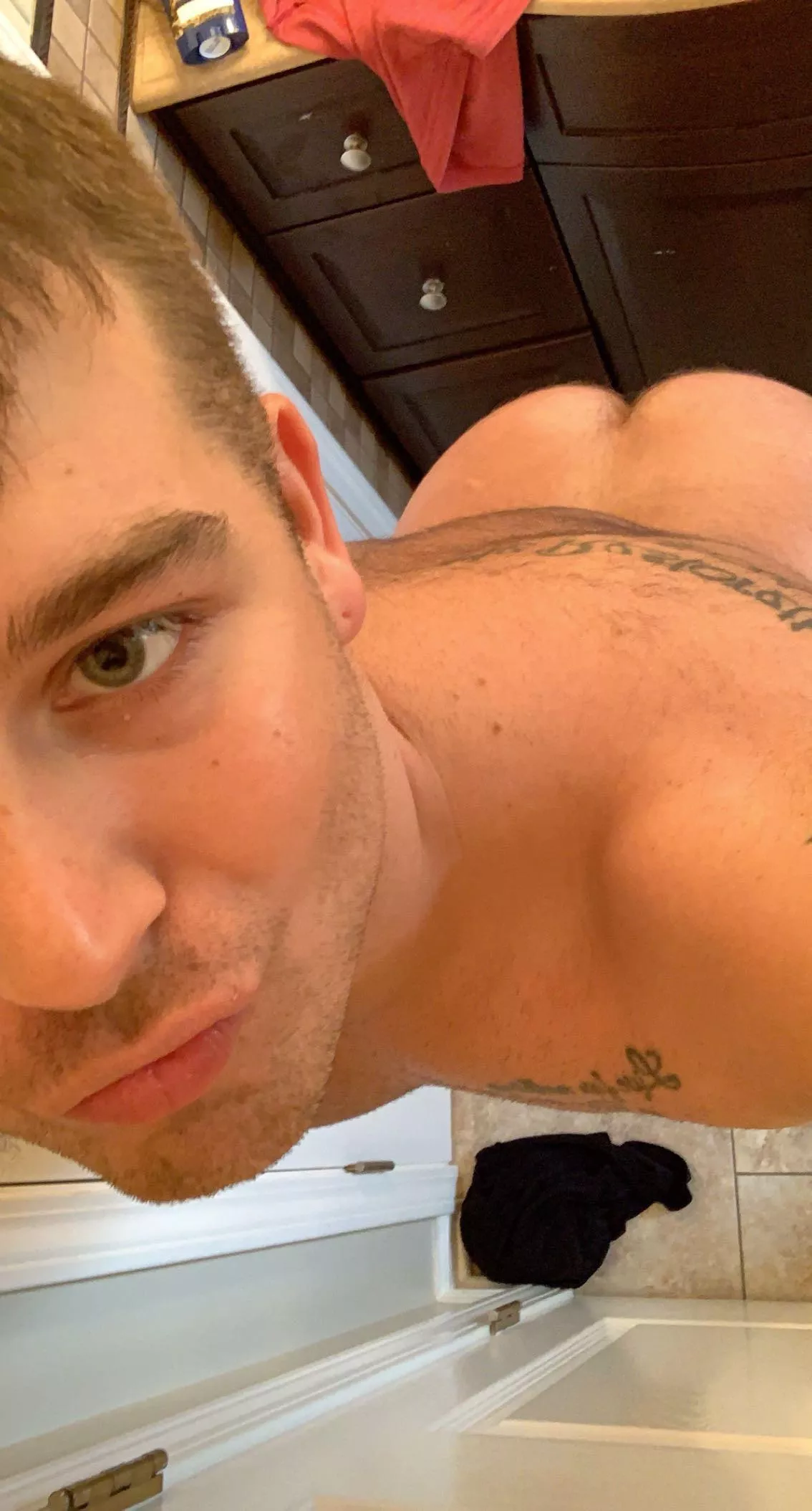 Click below for more it’s free to sub 😜