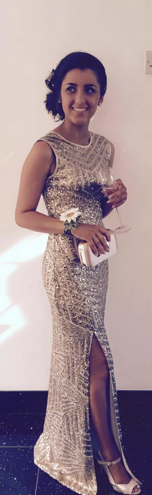 Cock this gorgeous whore 😈