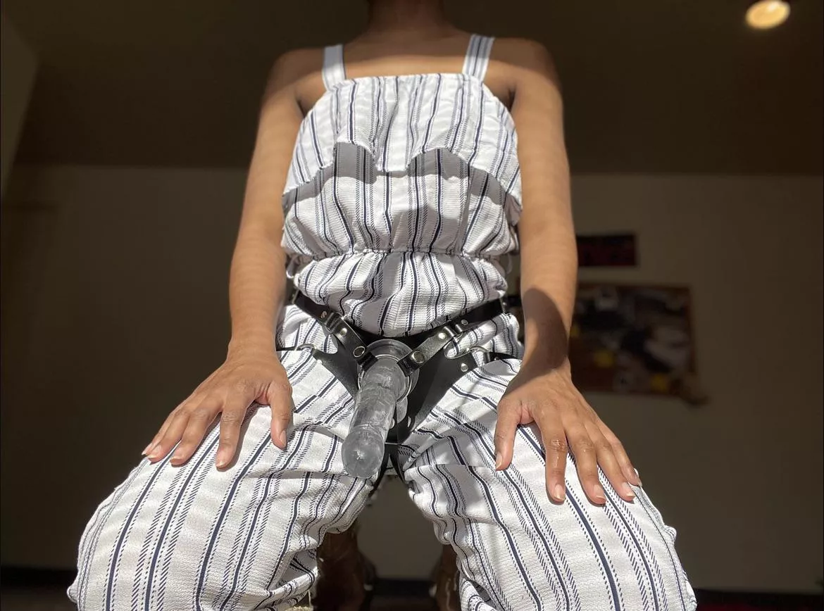 Come and suck mommy’s cock for me