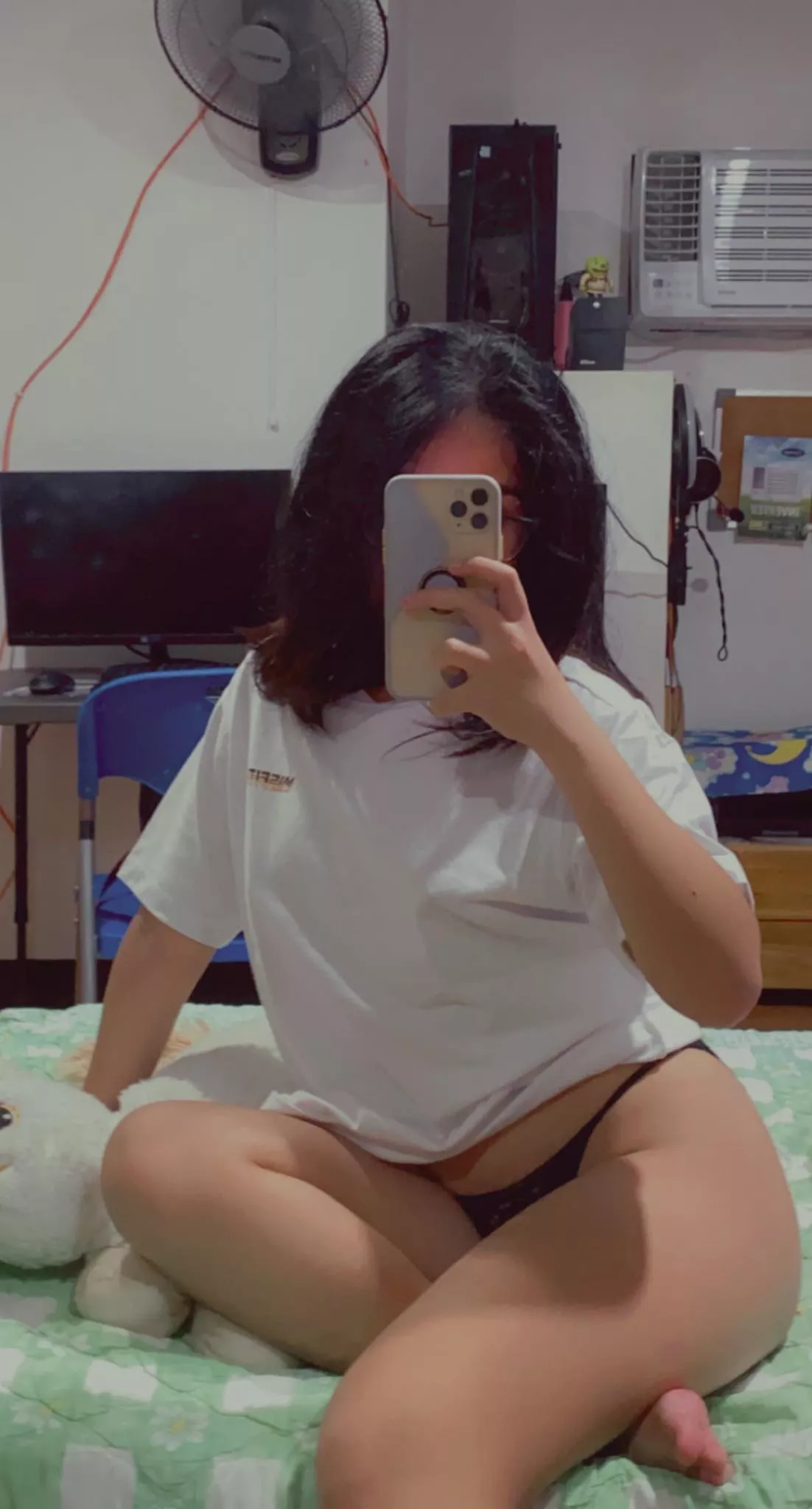 Come play with my fuckable teen body