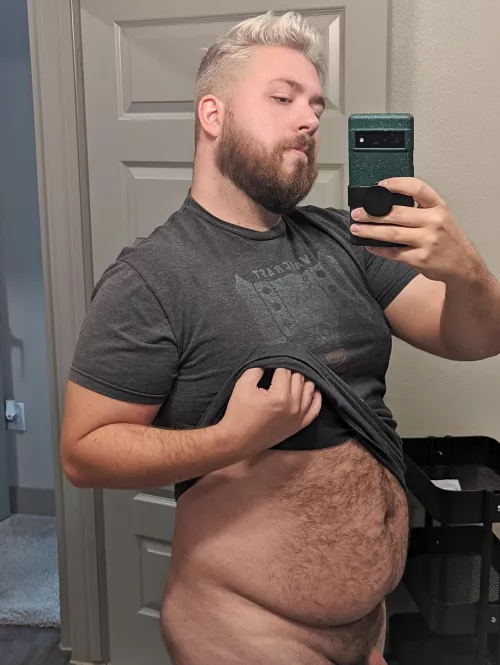 Come rub my belly 🥵