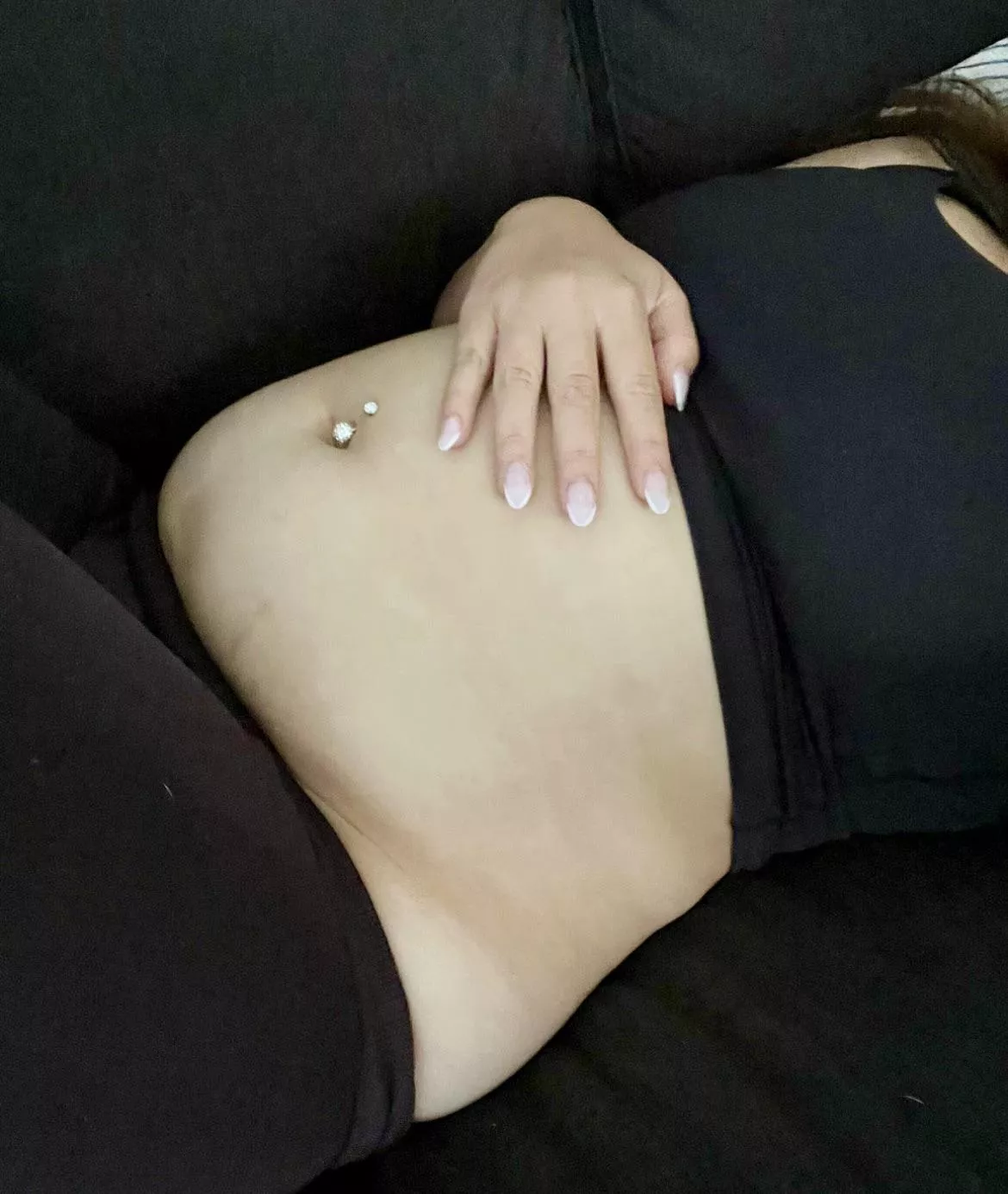 Come rub this belly and feed me 😜