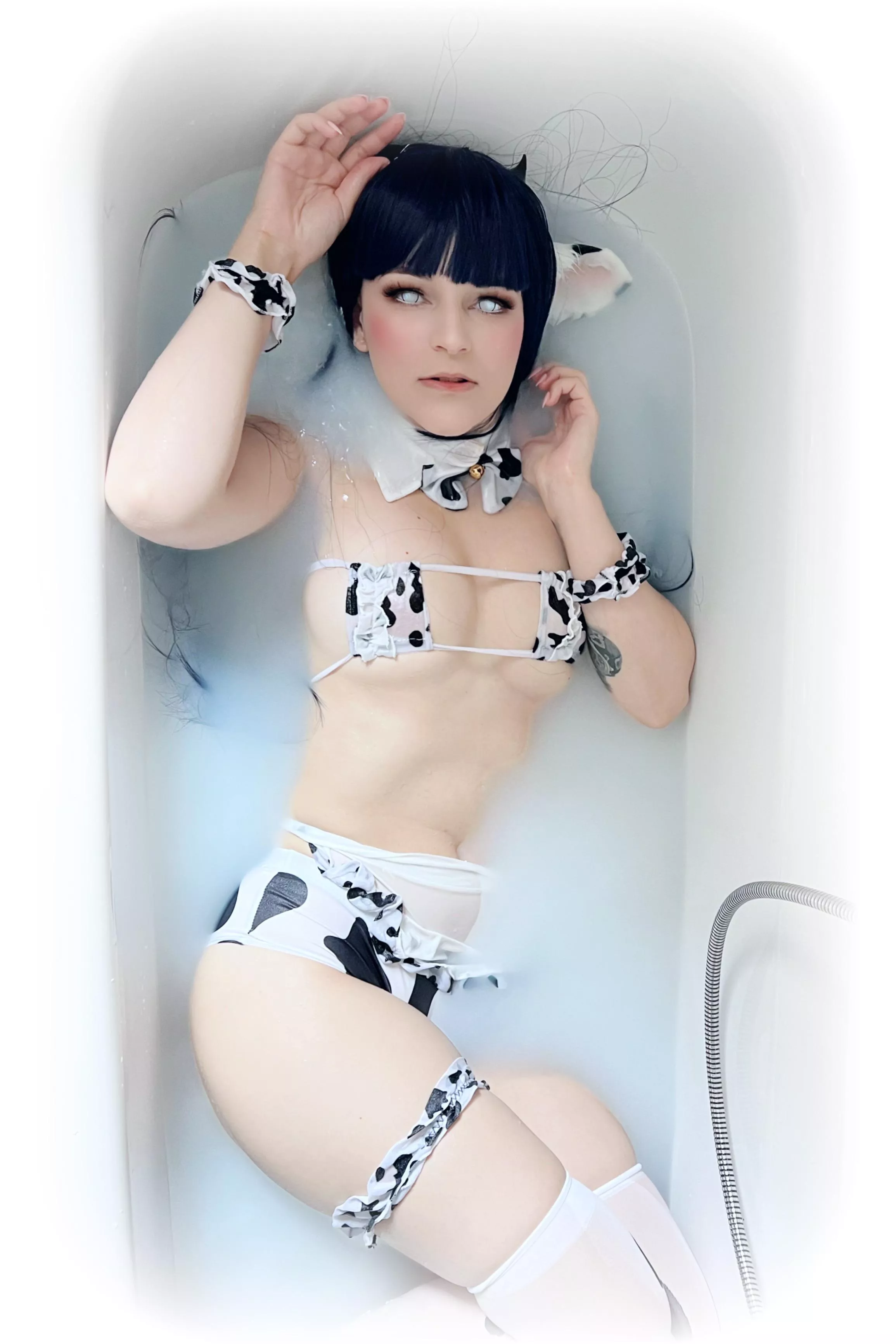 Cow Hinata by Nagini Cosplay 🐮