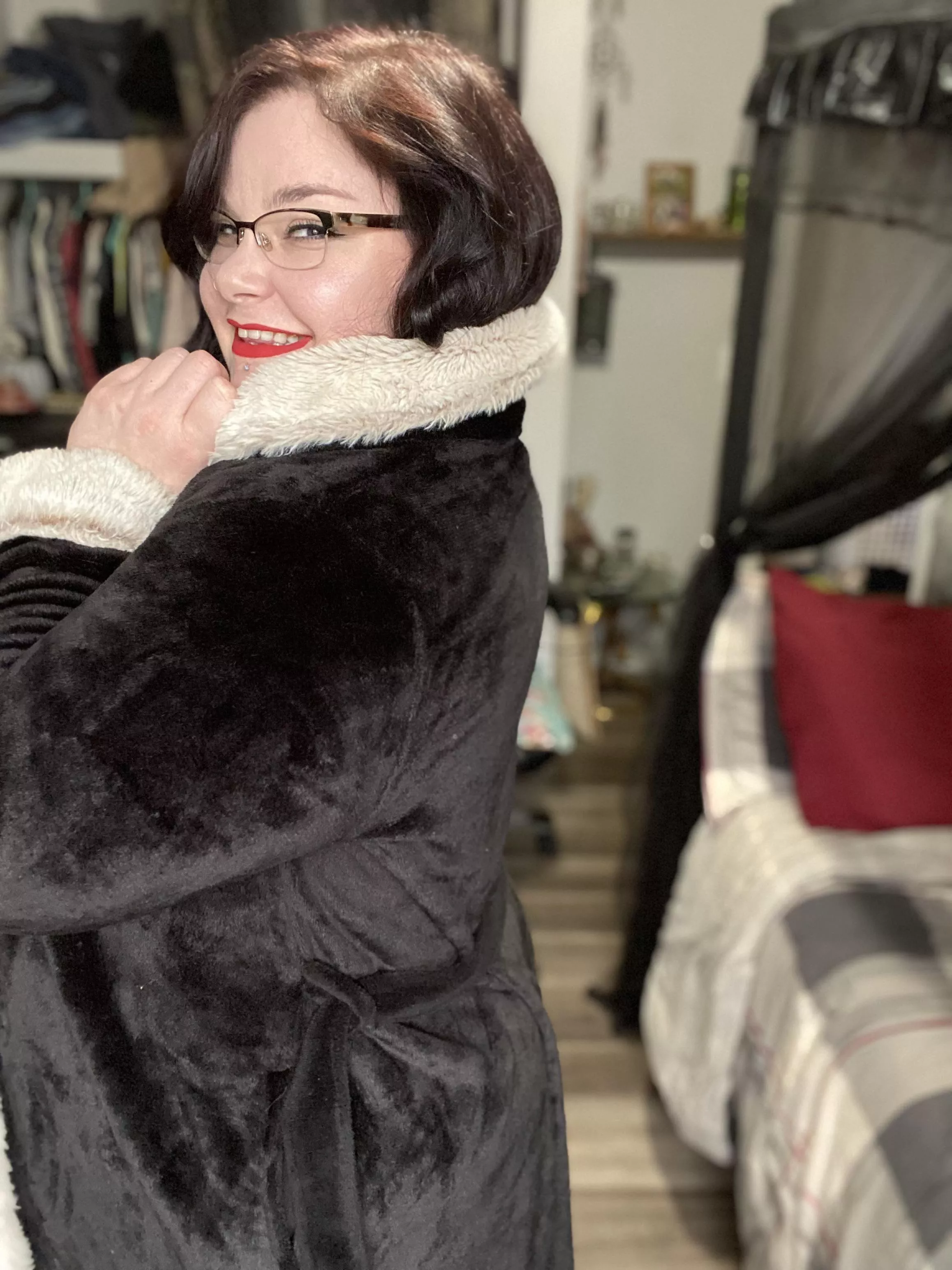 Cozy robe selfie 🤳🏻