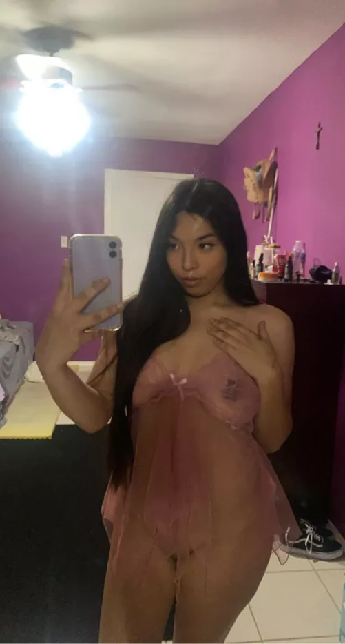 Craving for attention Iβm lonely subscribe to my onlyfans π€π€