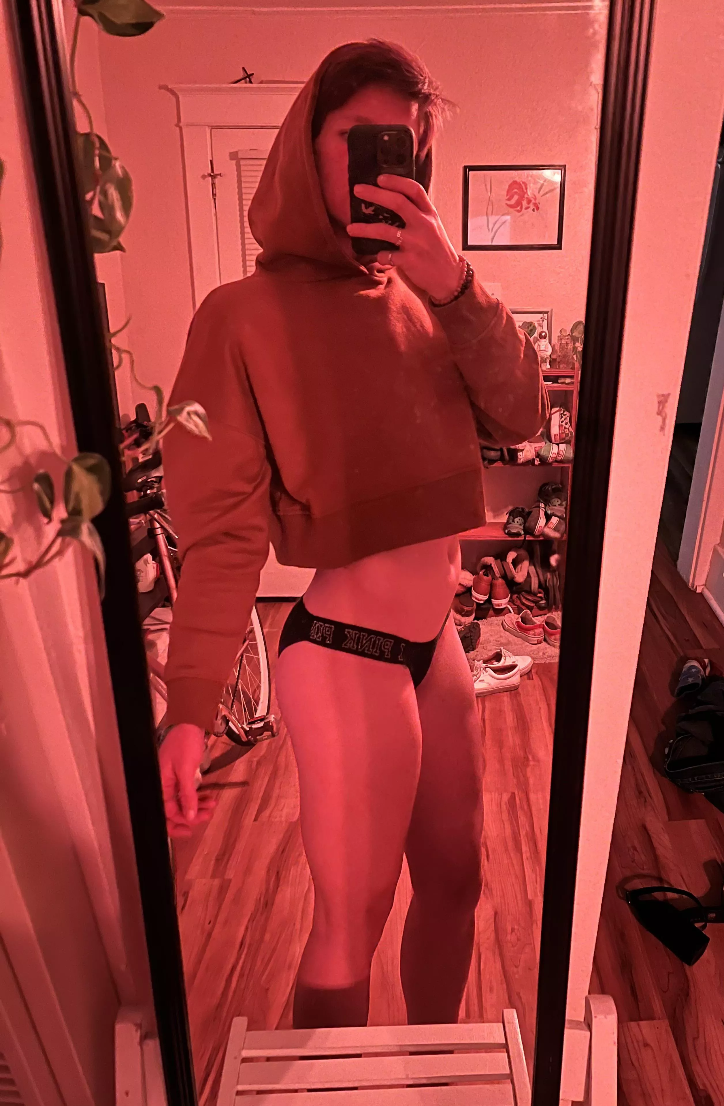 Cropped hair cropped sweatshirt cropped eryythang ✨