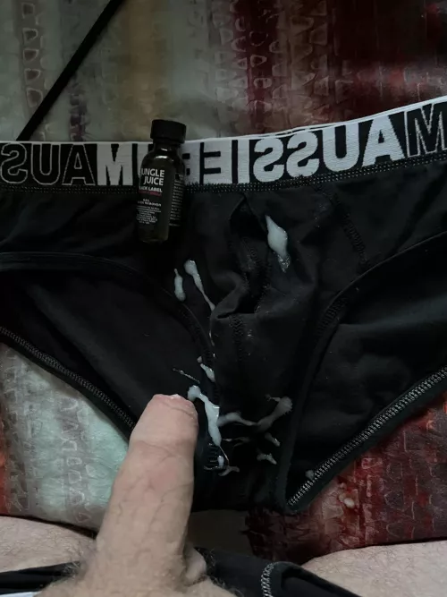 Cum covered Aussie bums 😜