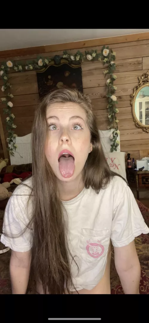 Cum down my throat please! 👅