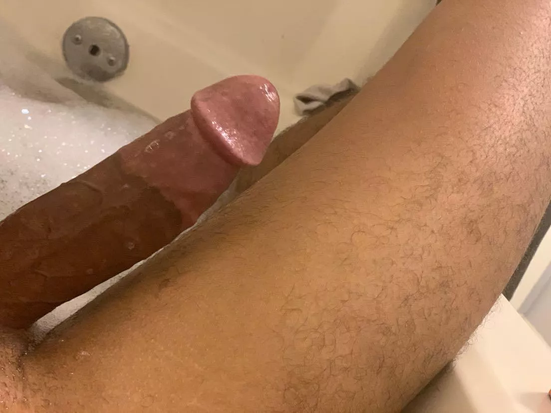 Cum have some fun with some bbc😜 (👻-Treyxx5999) sexting, trade, let's get freaky and nasty if you not scared. Cum on bby girl!
