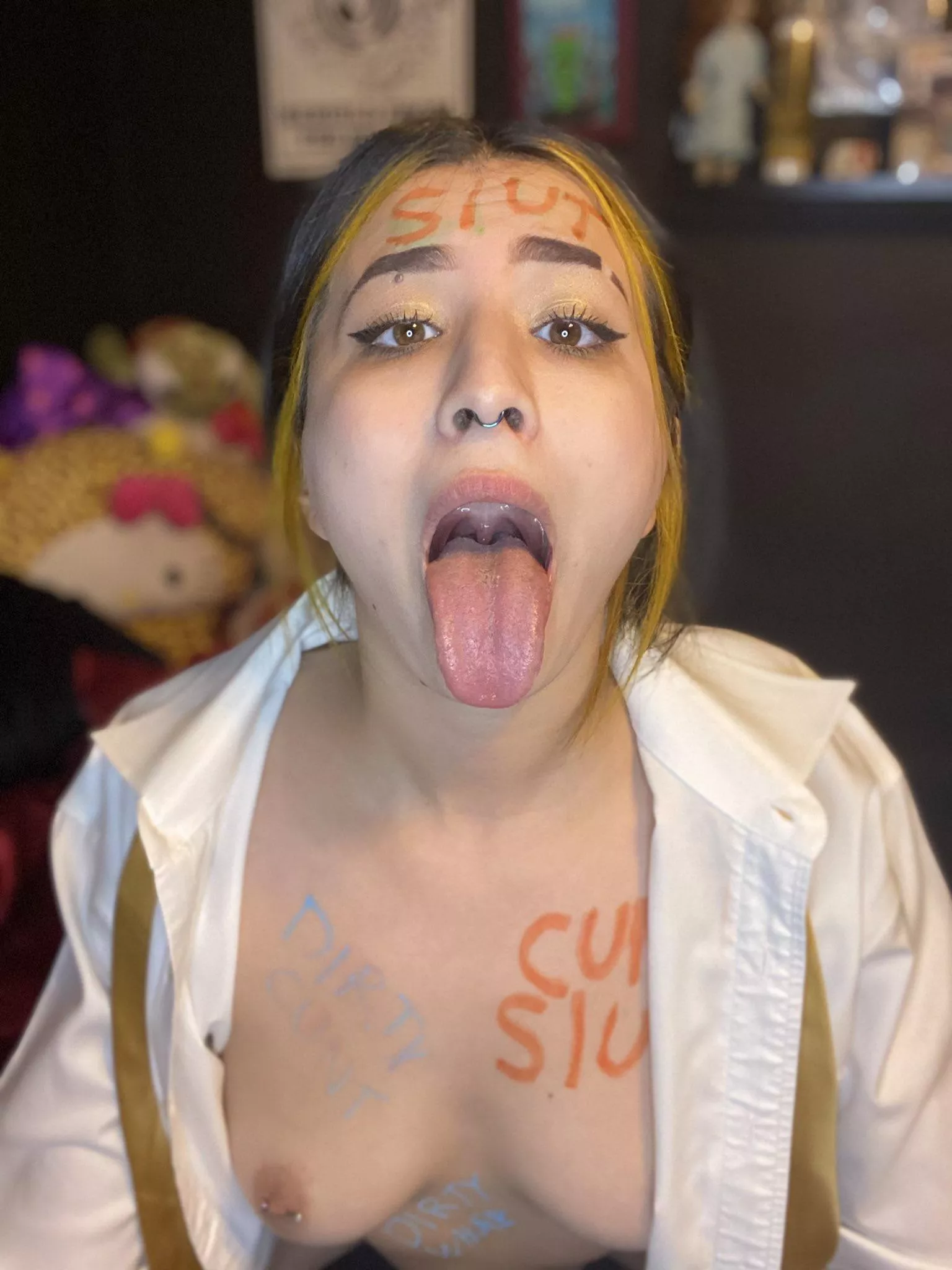 Cum Slut <3