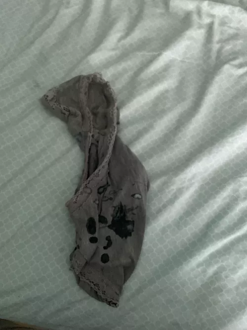 Cumming on sister’s panties