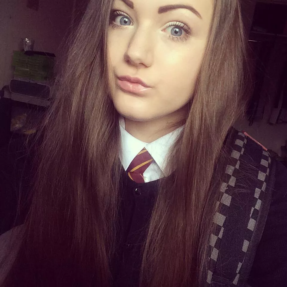 Cumtribute video this pic of her and get her nude kik: jasonk1222