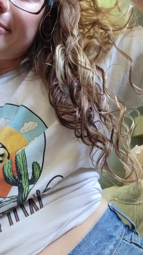 curls and waves