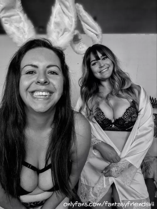 cuties in search of wine 🙈😘🔥