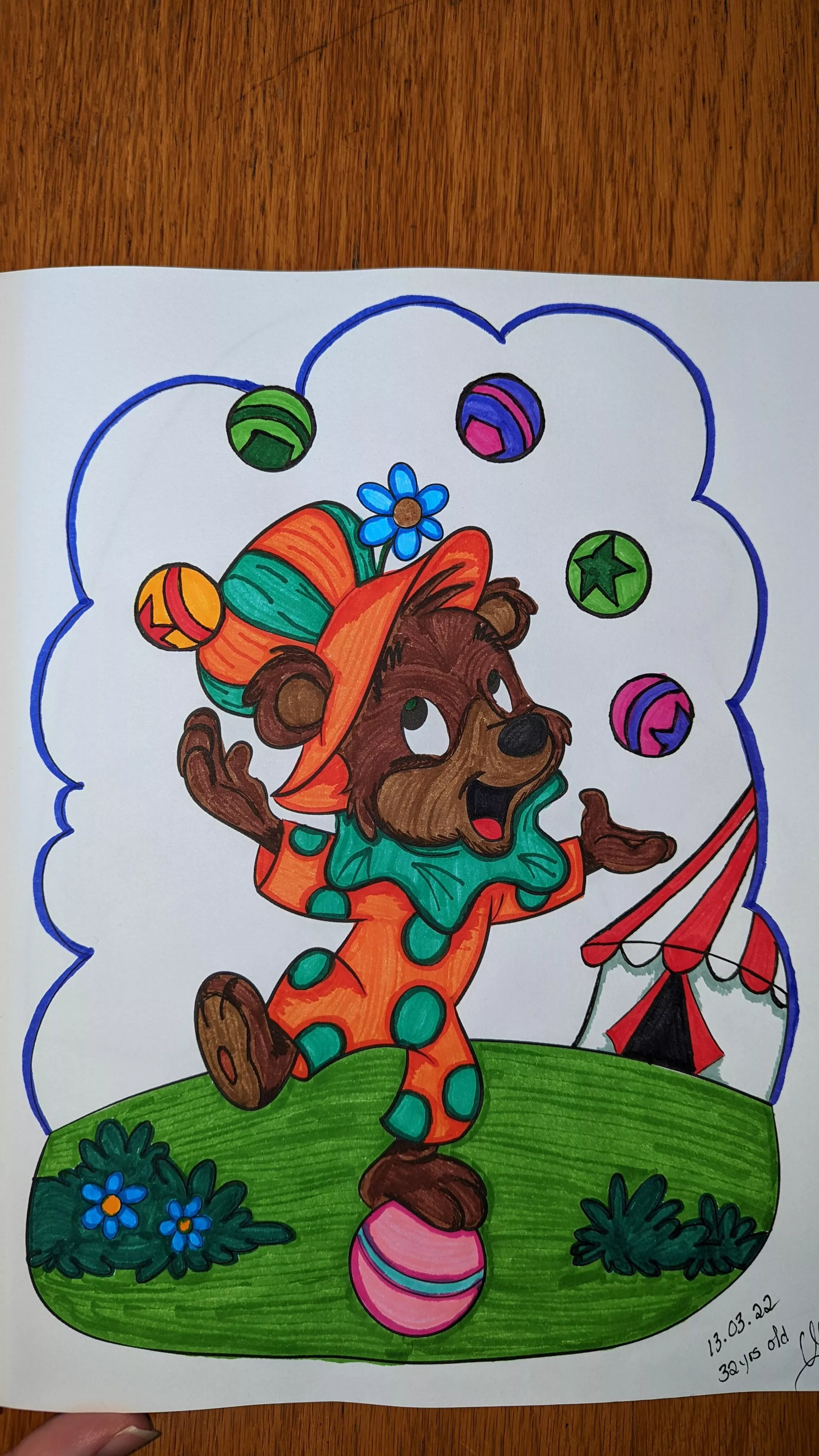 Dada commissioned a drawing with an animal of my choice - TADA ! I chose circus because so many choices of colors 😍