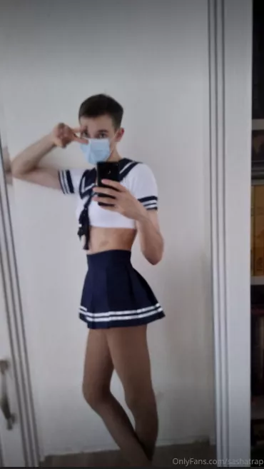 Daddy, lift up my skirt😉