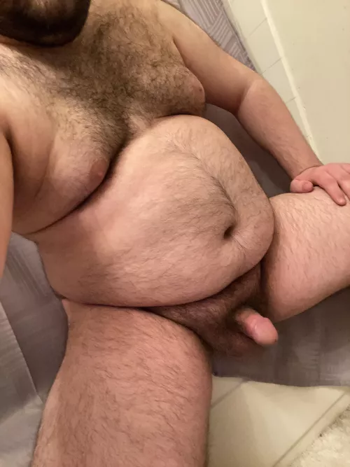 Daddy needs you on your knees