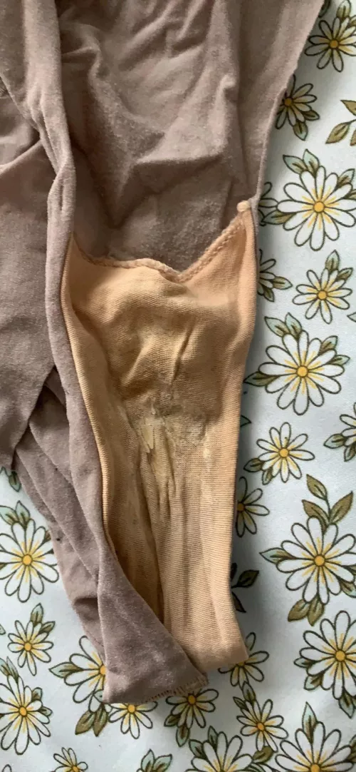 Daughters crusty panties